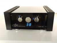 Emitter I / Emitter I Exclusive: High-End Solid State Integrated Power Amplifier